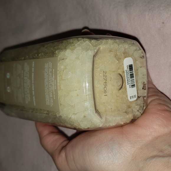 Bath And Body Works Aromatherapy Bath Soak Juniper & Sage - Picture 5 of 5